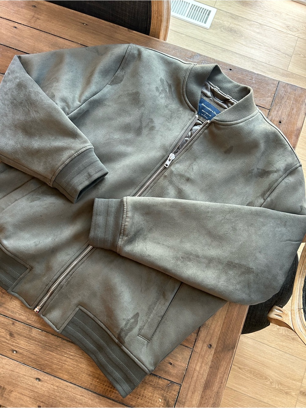 Abercrombie & Fitch Men’s Vegan Suede Bomber Jacket Green L